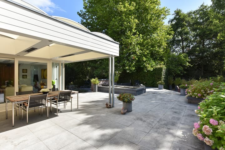 Foto 36 van Dokter Mees ten Oeverlaan 28