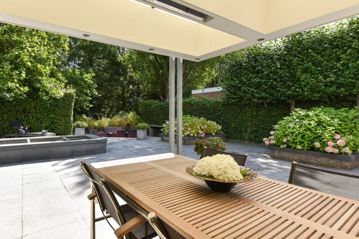 Foto 39 van Dokter Mees ten Oeverlaan 28