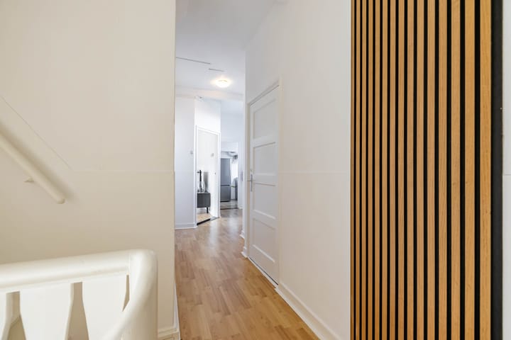 Photo 9 of Kortenaerstraat 10-A