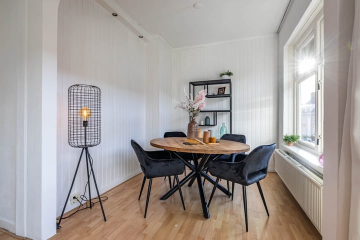 Photo 18 of Kortenaerstraat 10-A