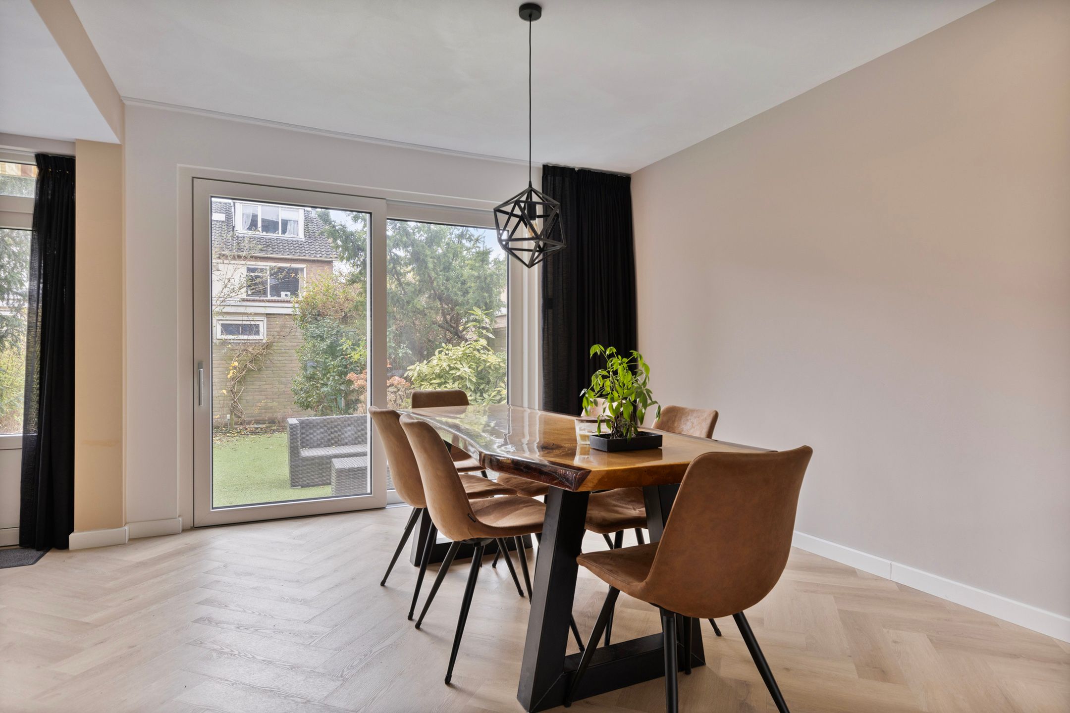 Foto 9 van Ranonkelstraat 12