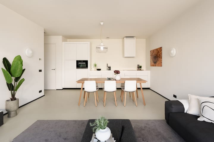 Photo 12 of Valkenburgerstraat 136-D