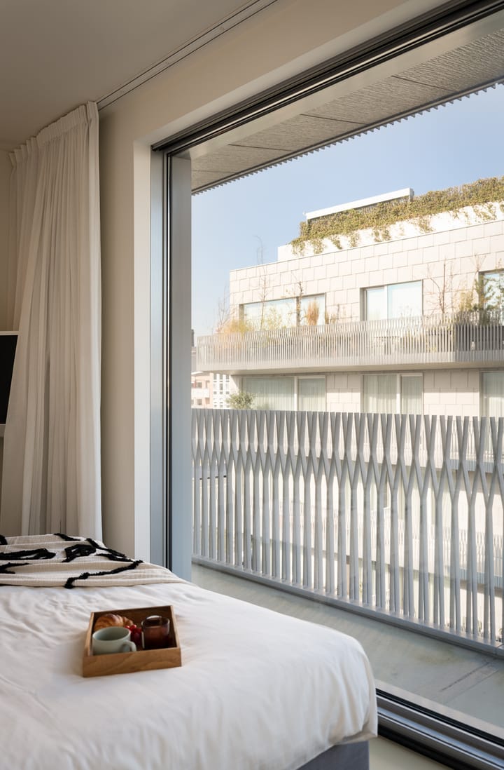 Photo 26 of Valkenburgerstraat 136-D