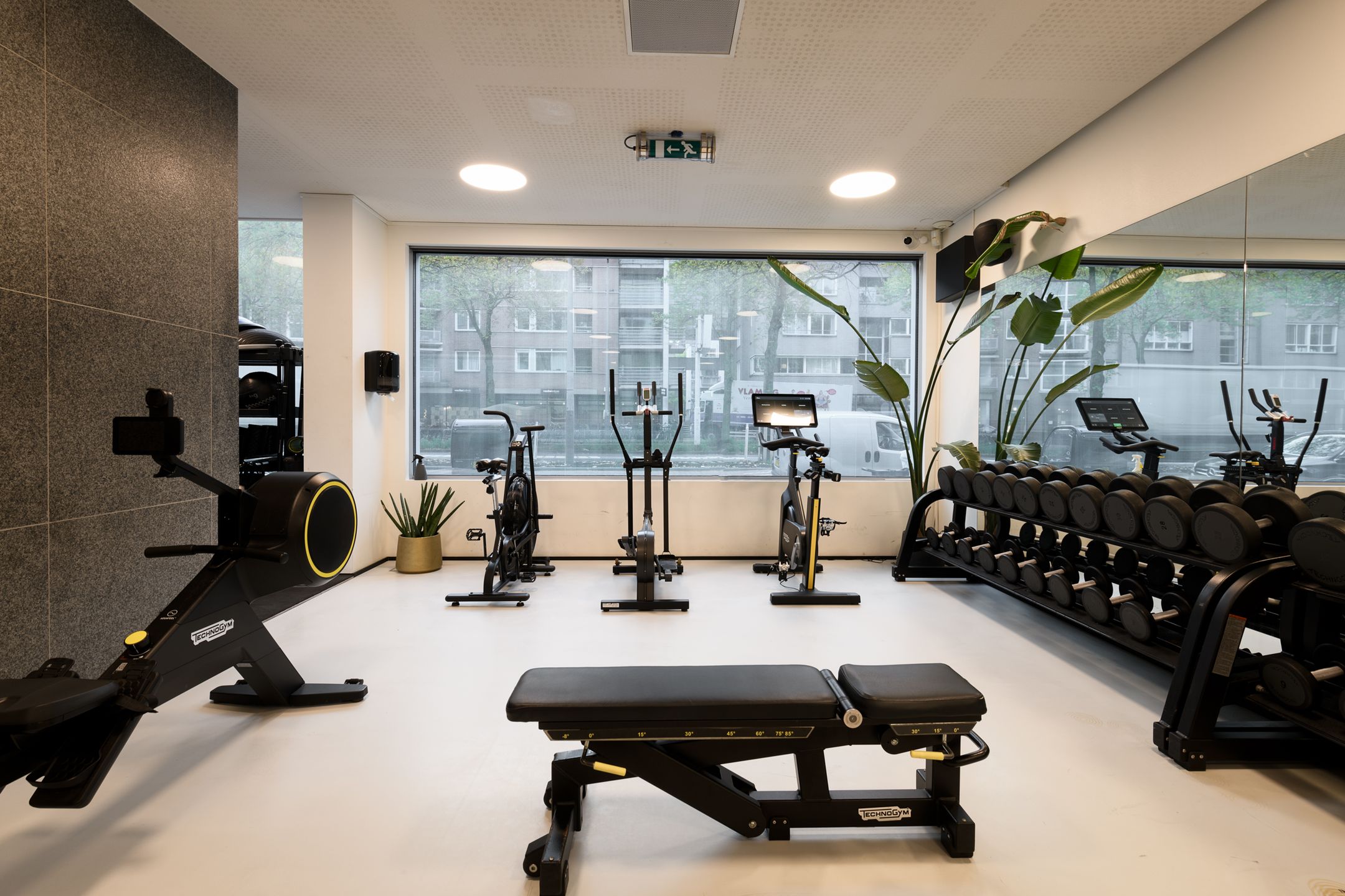 Foto 33 van Valkenburgerstraat 136-D