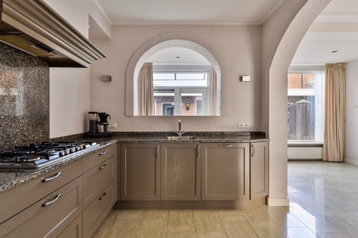 Foto 16 van Jasmijnstraat 39