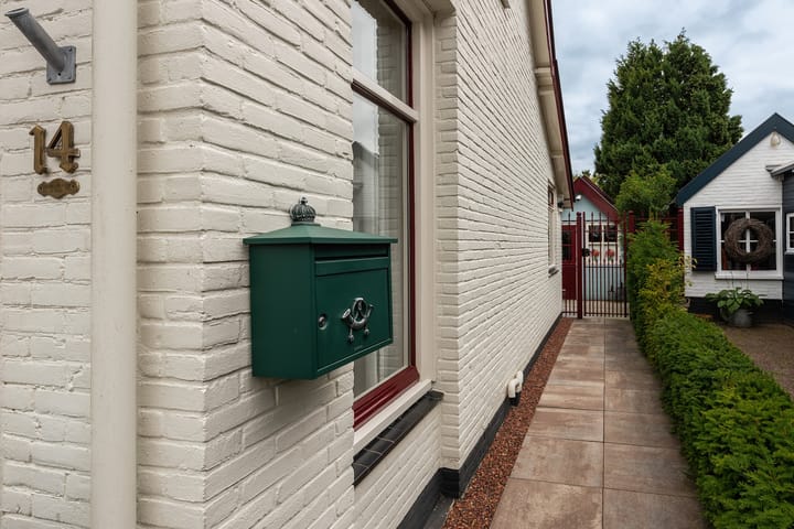 Foto 28 van Nachtegaallaan 14