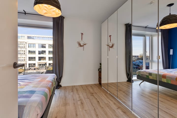 Foto 27 van Esperantoplein 32