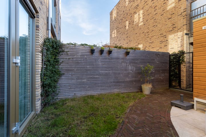 Foto 46 van Esperantoplein 32