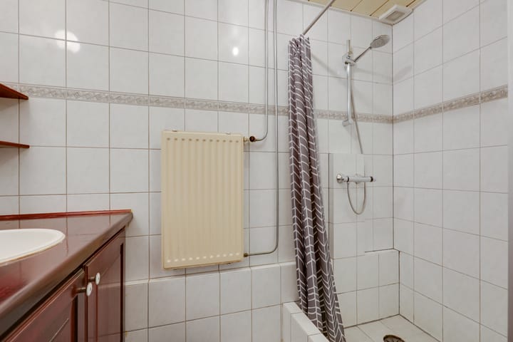 Photo 16 of Kornhorst 48