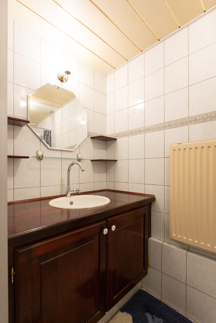 Photo 17 of Kornhorst 48