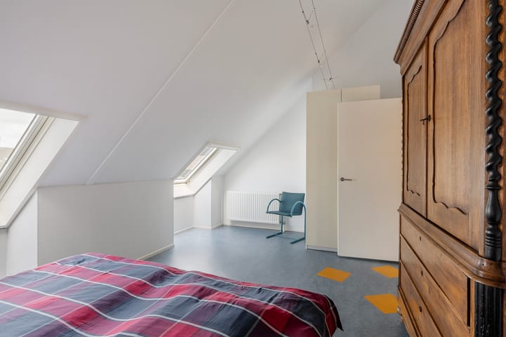 Foto 32 van Regulierenstraat 12