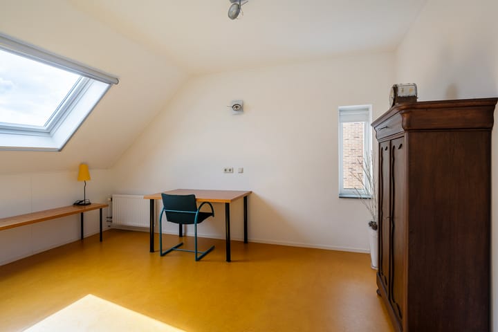 Foto 33 van Regulierenstraat 12