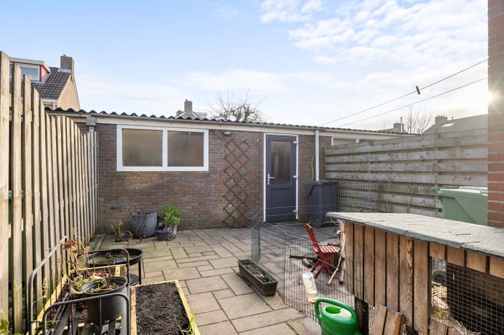 Photo 23 of Johannes van Duurenstraat 8