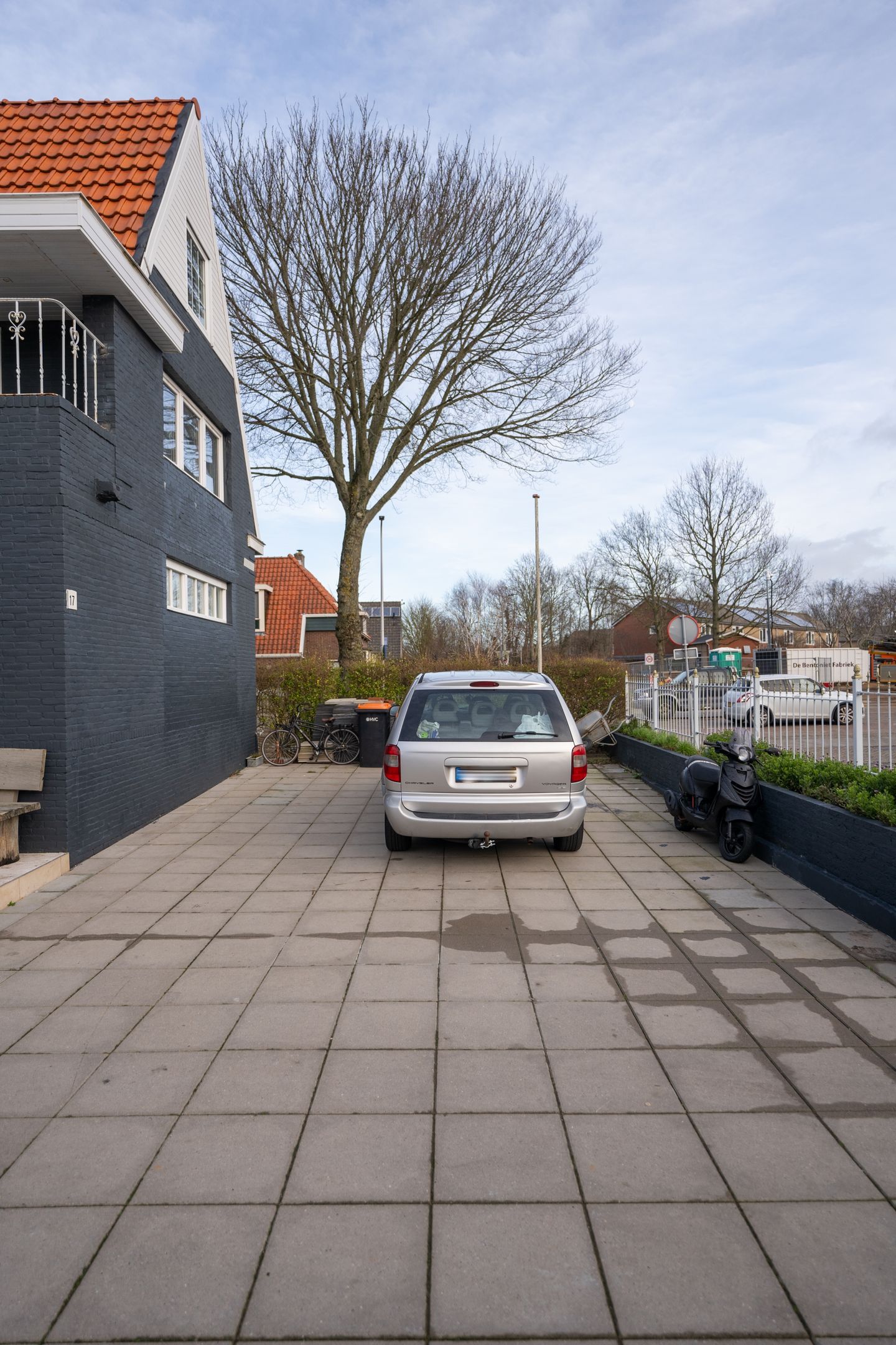 Photo 4 of Burdetstraat 17