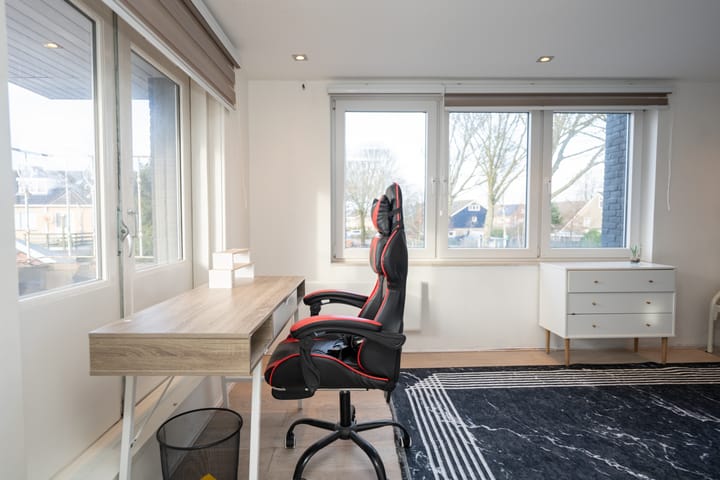 Foto 26 van Burdetstraat 17