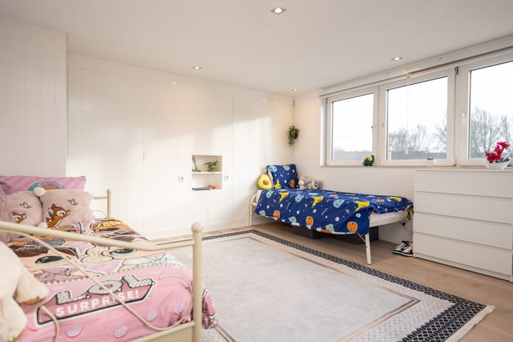 Foto 29 van Burdetstraat 17