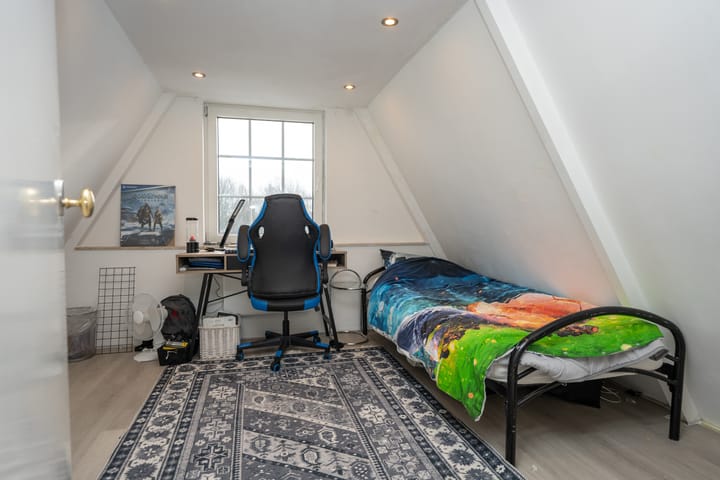 Foto 34 van Burdetstraat 17