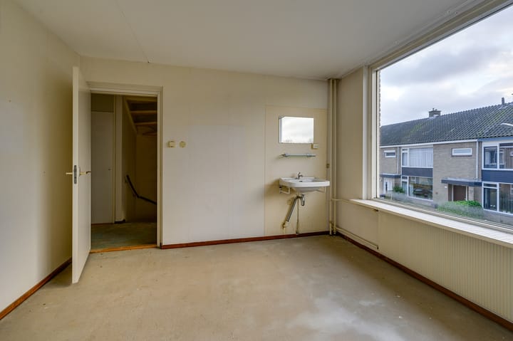 Foto 16 van Sperwerstraat 41