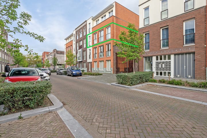 Foto 4 van Menno van Coehoornstraat 2-C14