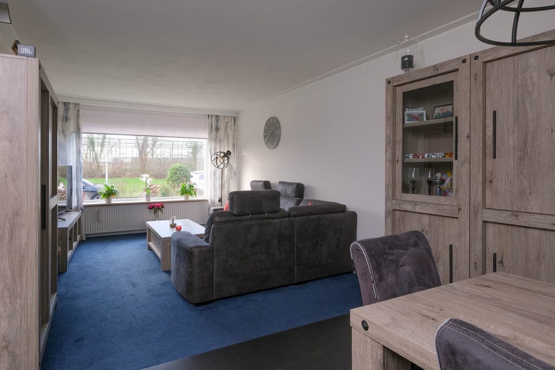 Photo 7 of Dokter J. Veldhuijzen van Zantenstraat 44