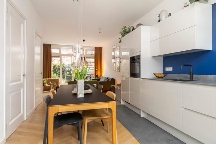 Foto 13 van Daendelsstraat 64