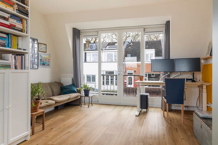 Foto 27 van Daendelsstraat 64