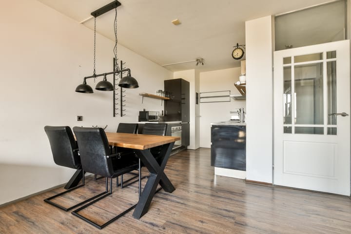 Foto 7 van Zevenblad 82