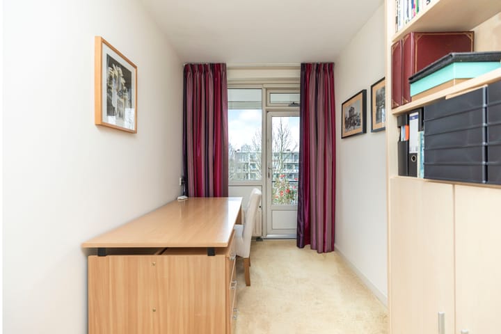 Foto 15 van Nieuwenoord 82