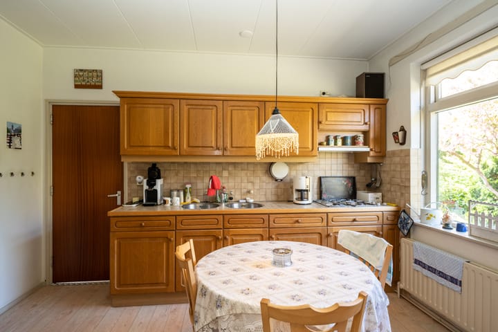 Foto 14 van Strijbosstraat 5