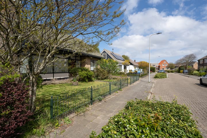 Foto 47 van Strijbosstraat 5