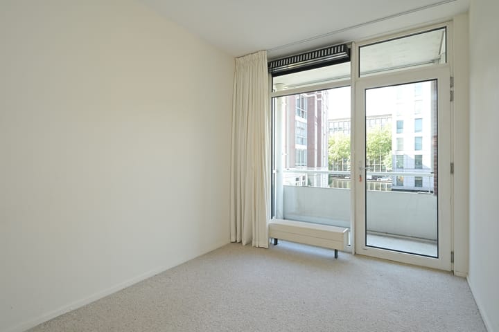 Photo 15 of Burgemeester De Monchyplein 208