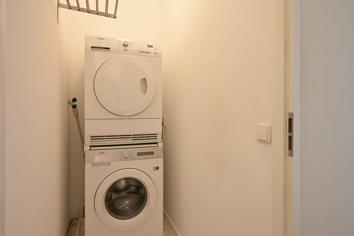 Photo 20 of Burgemeester De Monchyplein 208