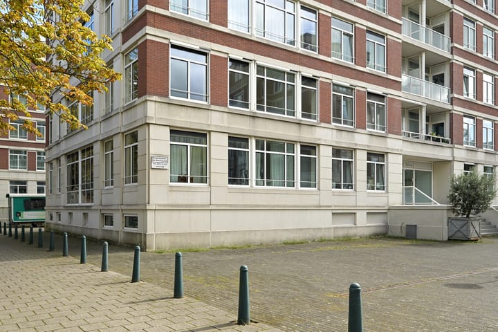 Photo 25 of Burgemeester De Monchyplein 208