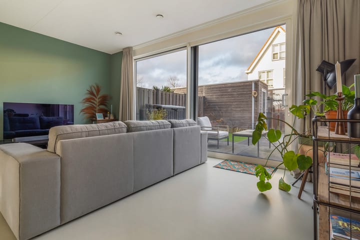 Foto 24 van Max Euwesingel 3