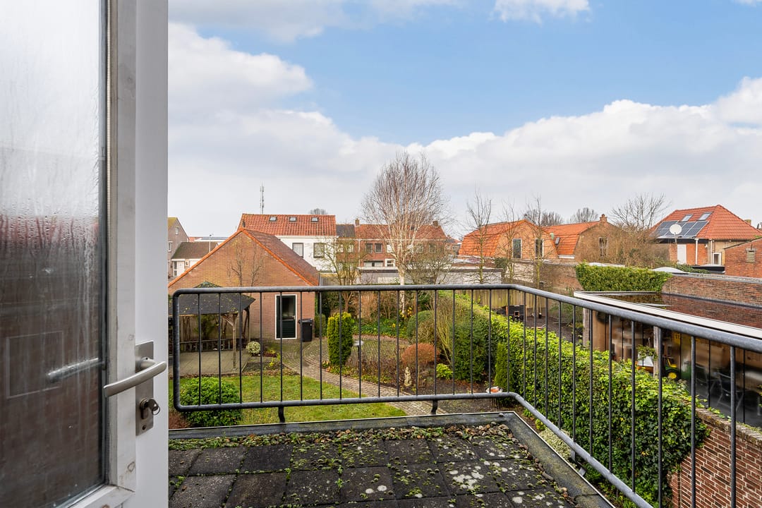 Foto 28 van Voorstraat 1