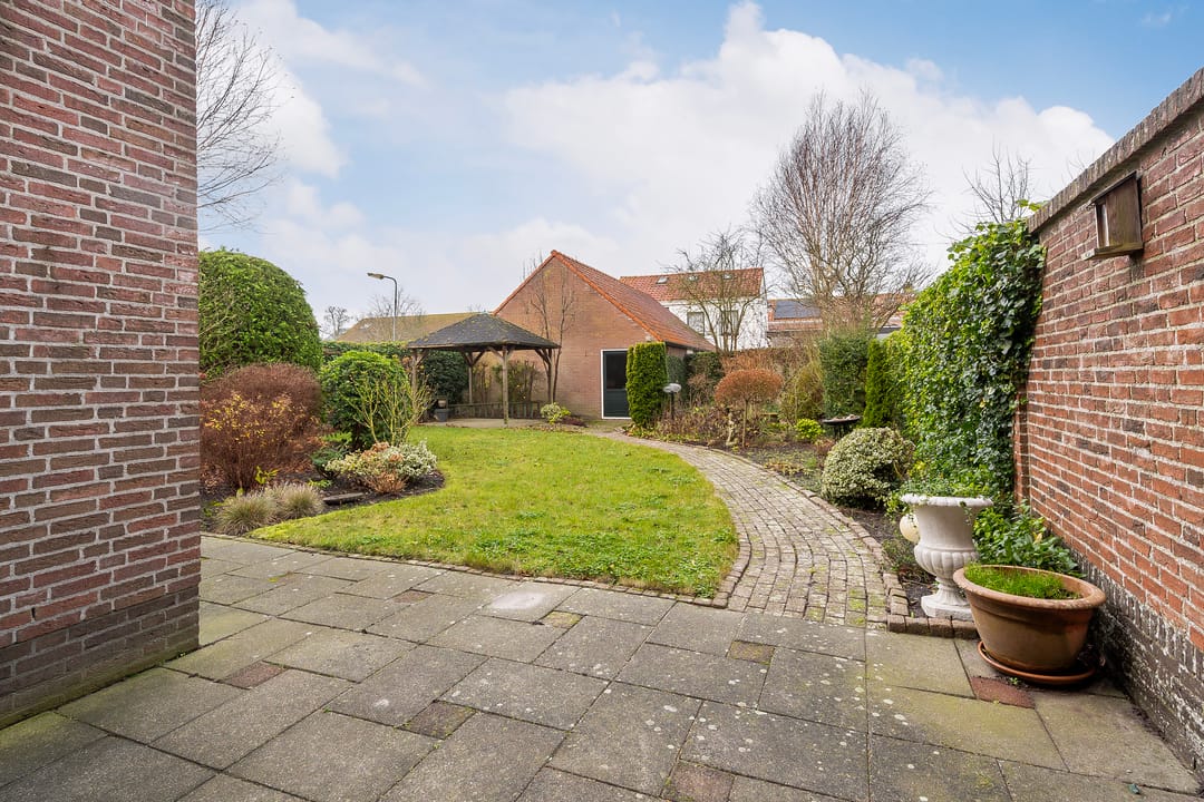 Foto 41 van Voorstraat 1