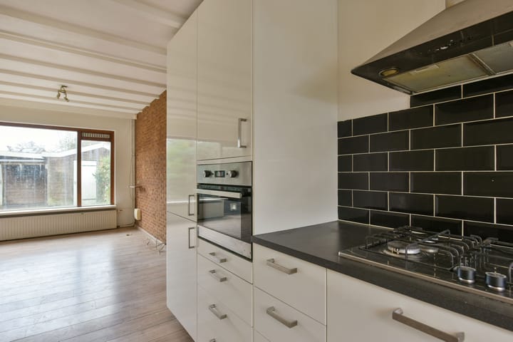 Foto 12 van Mecklenburgstraat 3