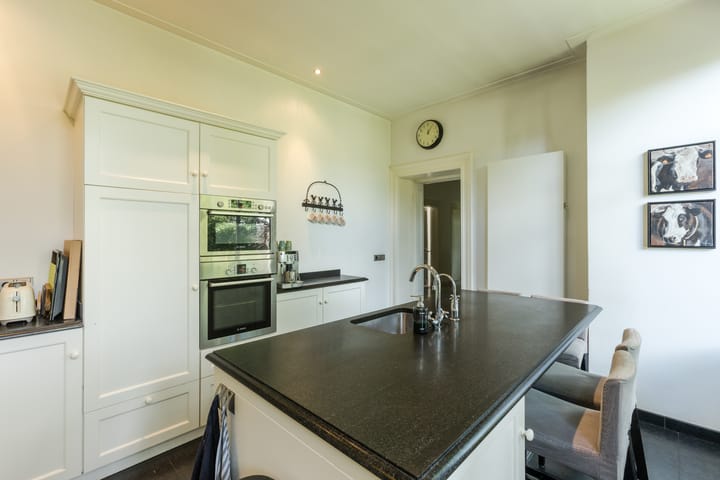 Foto 18 van Eemnesserweg 14