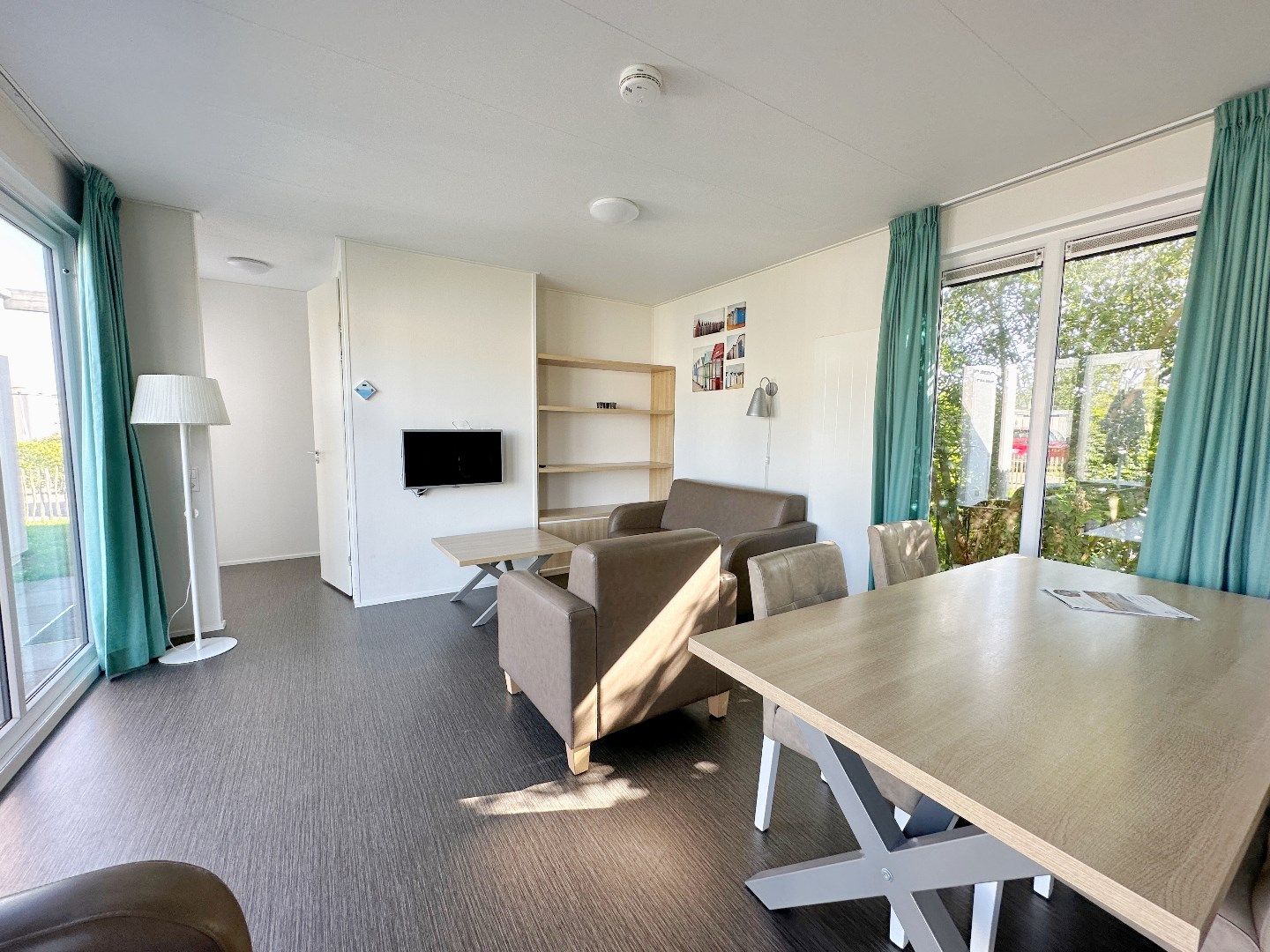 Photo 9 of Nieuwesluisweg 1-A1020