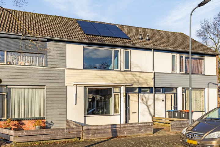 Foto 13 van Smaragd 37