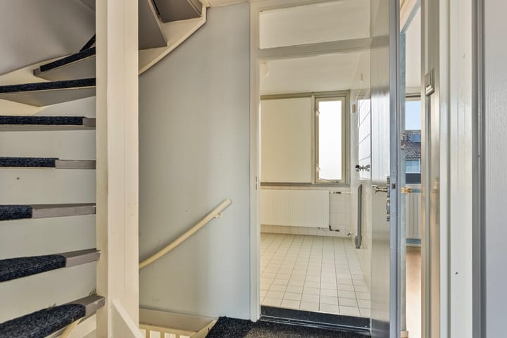 Foto 15 van Smaragd 37