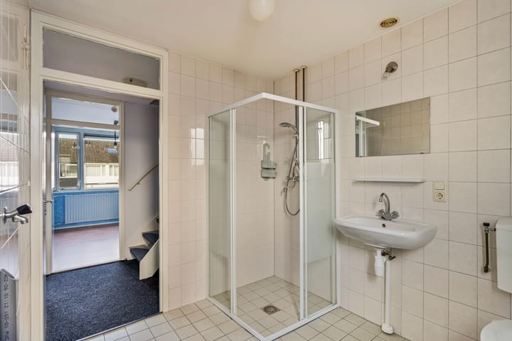 Foto 19 van Smaragd 37