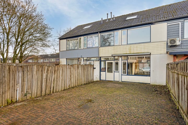 Foto 30 van Smaragd 37