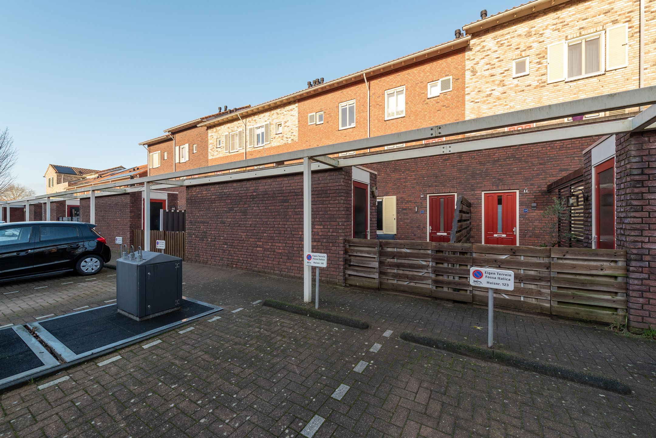 Photo 3 of Fossa Italica 141