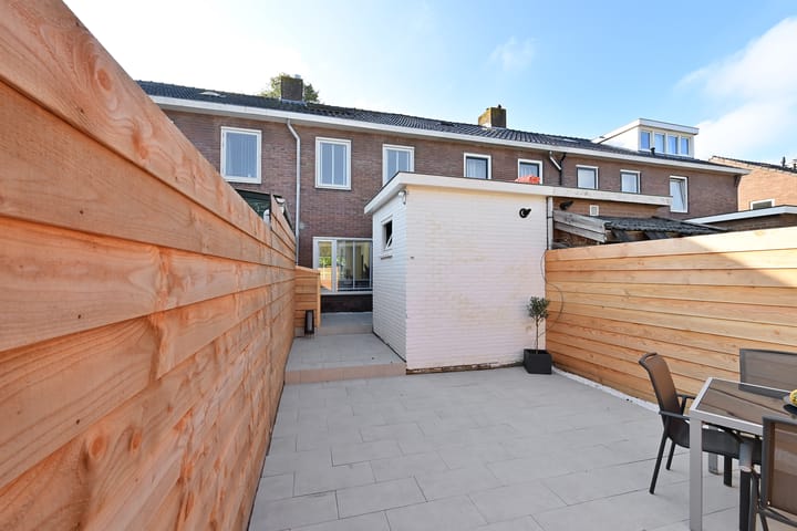 Foto 15 van Rozenstraat 24