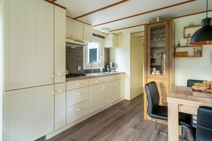 Photo 3 of Groningerweg 13-204