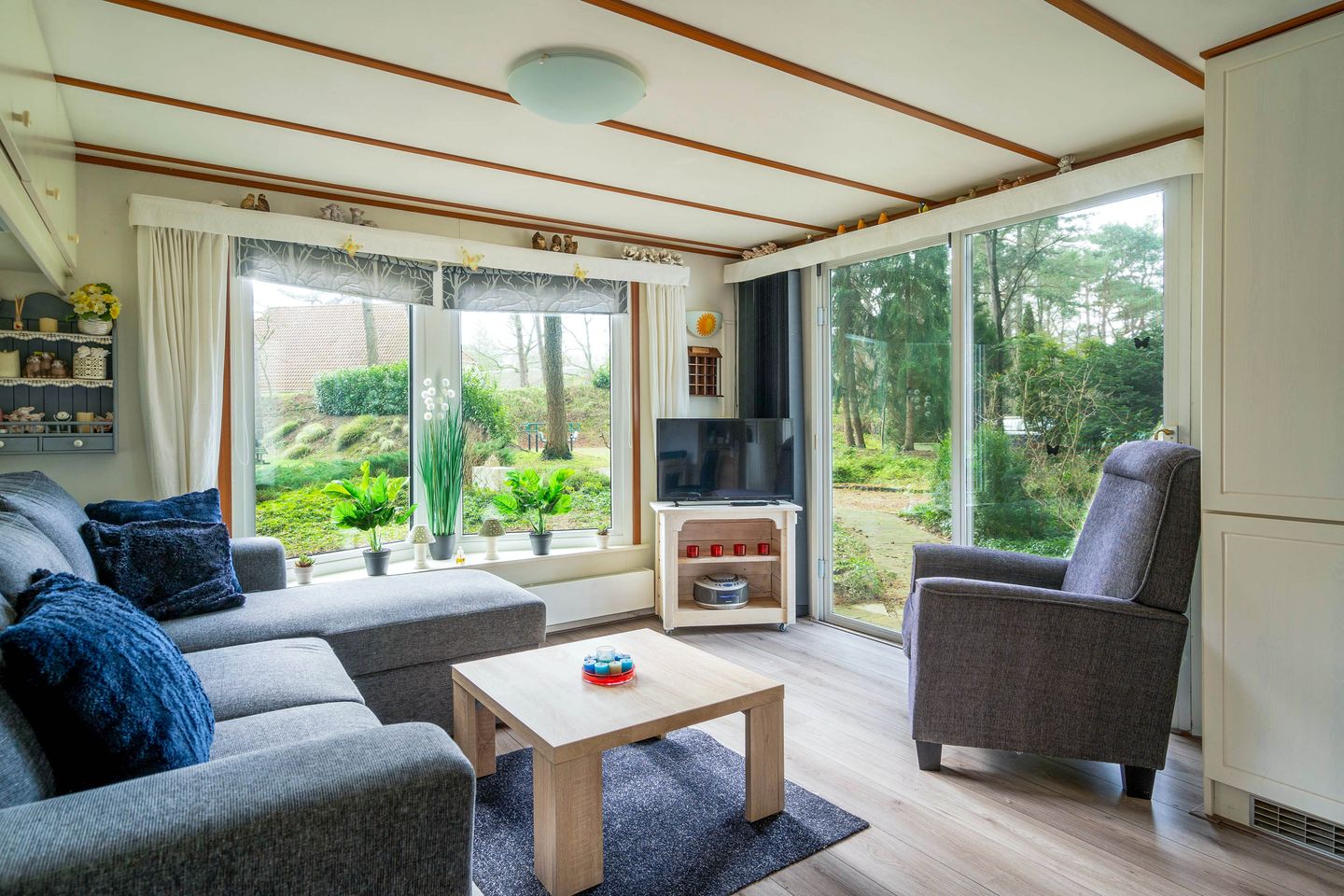 Photo 4 of Groningerweg 13-204