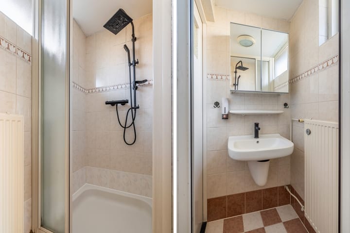 Foto 19 van Raedeckerplantsoen 3