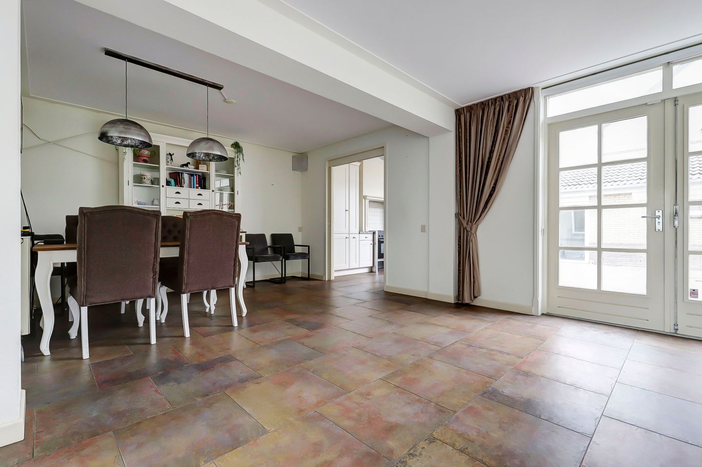 Photo 10 of Anna Johanna van Nassaustraat 7