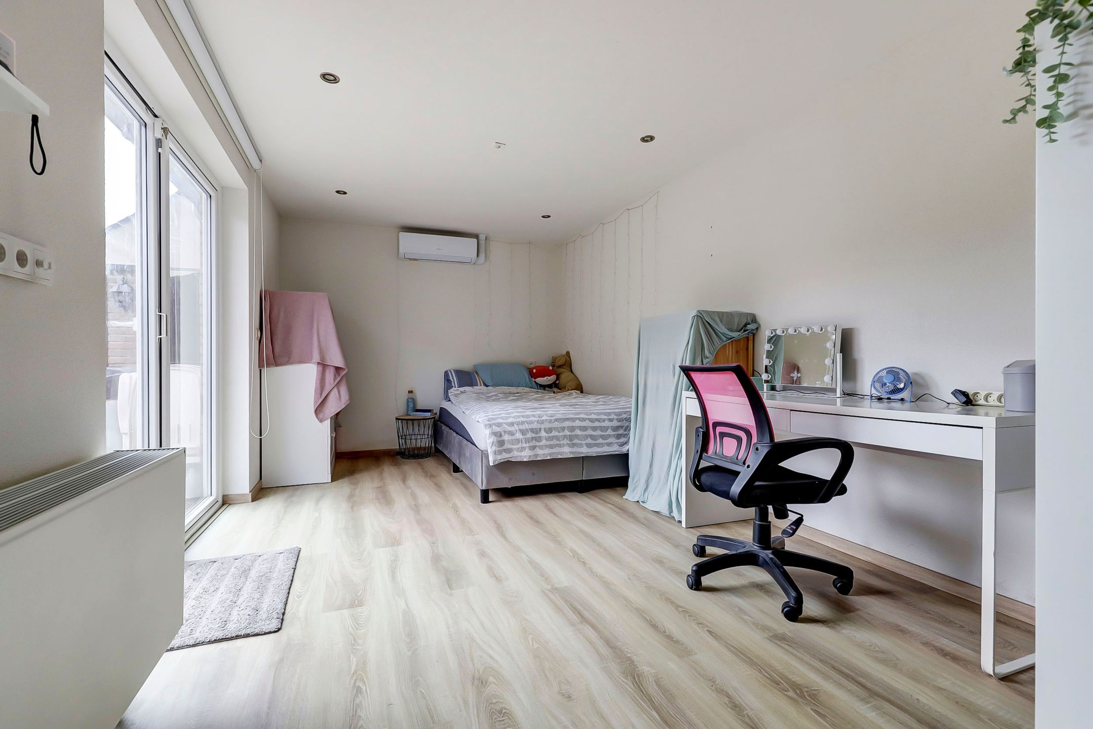 Photo 27 of Anna Johanna van Nassaustraat 7